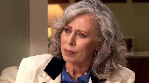 Las falsas promesas de Elena para manipular a Lola y separarla de su familia: "Vengo a proponerte algo" Las falsas promesas de Elena para manipular a Lola y separarla de su familia: "Vengo a proponerte algo"