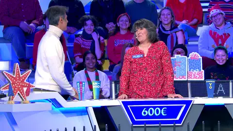 El divertido villancico del público con mensaje subliminal: “Suena más bonito así” El divertido villancico del público con mensaje subliminal: “Suena más bonito así”