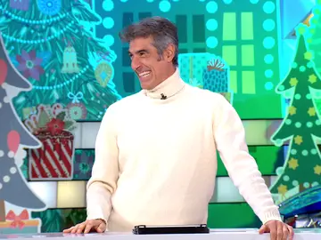 Las manías de Jorge Fernández y Laura Moure al montar el árbol de Navidad: “Eres una tiquismiquis” Las manías de Jorge Fernández y Laura Moure al montar el árbol de Navidad: “Eres una tiquismiquis”