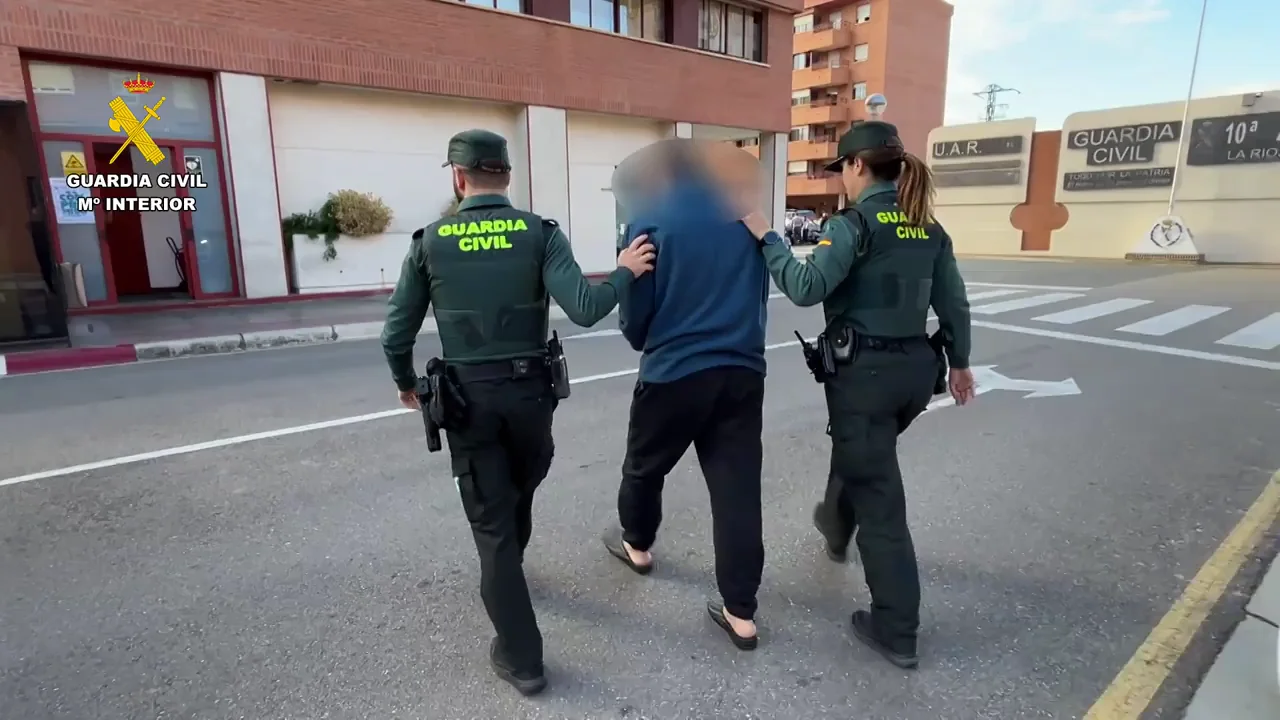 El v&iacute;deo de la detenci&oacute;n del presunto agresor de la peregrina 