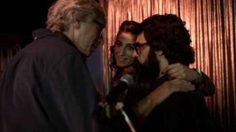 Fotograma de la nueva película del cineasta David Trueba sobre los primeros años de carrera del humorista Eugenio protagonizada por David Verdaguer, 'Saben aquell'.