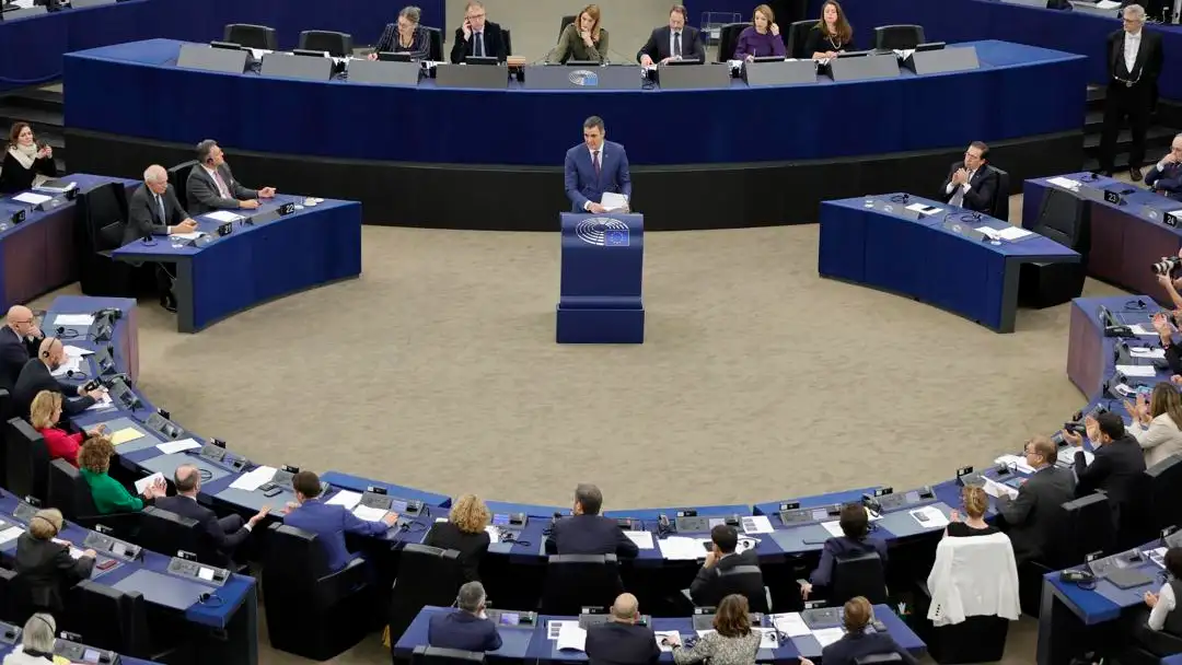 El presidente del Gobierno, Pedro Sánchez, ante el pleno del Parlamento Europeo El presidente del Gobierno, Pedro Sánchez, ante el pleno del Parlamento Europeo