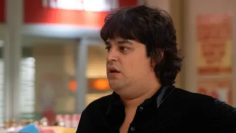 En el próximo capítulo de Amar es para siempre: Rafa carga contra Alicia tras la detención de Carlos En el próximo capítulo de Amar es para siempre: Rafa carga contra Alicia tras la detención de Carlos