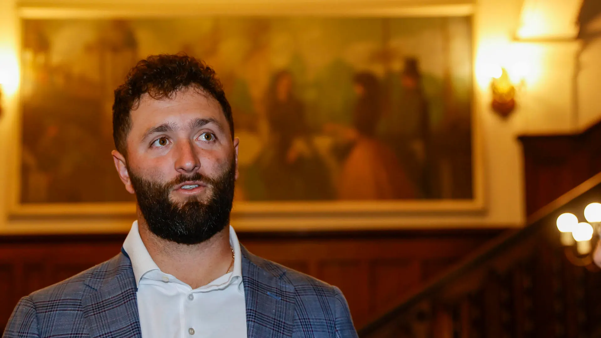 Jon Rahm recibe el premio ‘Dama Bilbaina 2023’ Jon Rahm recibe el premio ‘Dama Bilbaina 2023’