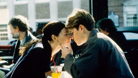 Minnie Driver y Matt Damon en El indomable Will Hunting Minnie Driver y Matt Damon en El indomable Will Hunting