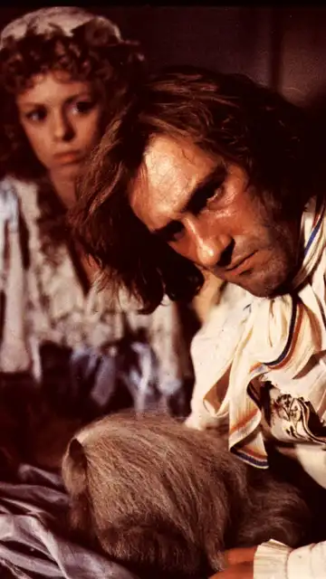 Gerard Depardieu y Emmanuelle Debever en Danton Gerard Depardieu y Emmanuelle Debever en Danton