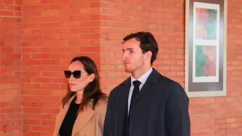 Íñigo Oñieva y Tamara Falcó Íñigo Oñieva y Tamara Falcó