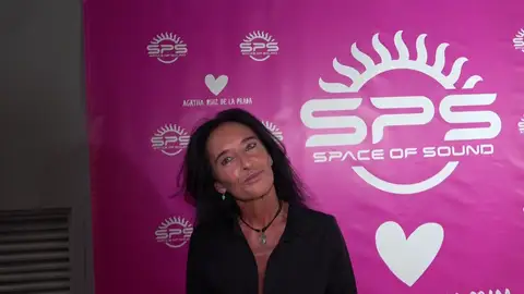 Eva Carreño habla con la prensa Eva Carreño habla con la prensa