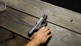 Imagen de archivo de una pistola