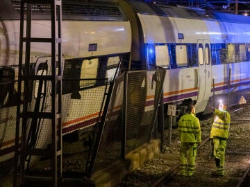  Dos trenes de la línea de Media Distancia que une Málaga y Sevilla han colisionado