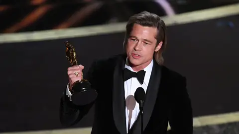 Brad Pitt en los Oscar 2020 cuando ganó por Érase una vez en Hollywood Brad Pitt en los Oscar 2020 cuando ganó por Érase una vez en Hollywood