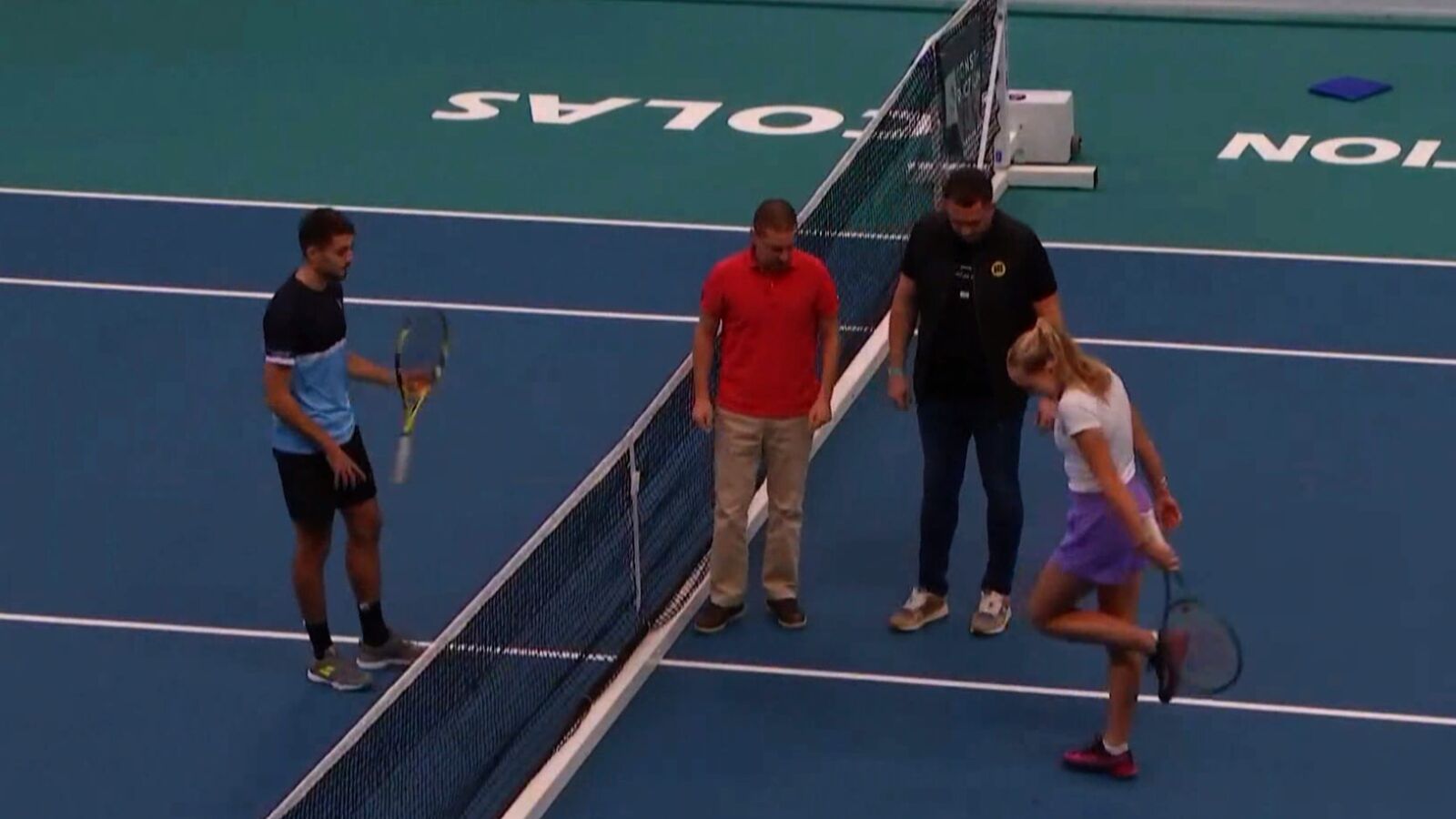 La ucraniana Kostyuk se niega a jugar una final contra la rusa Andreeva y ponen a un jugador ATP en su lugar