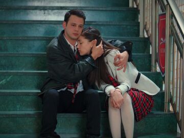 Oğulcan y Afra, cada vez m&aacute;s enamorados: "&iquest;Qu&eacute; habr&eacute; hecho tan mal para que hayas tardado tanto en aparecer?"