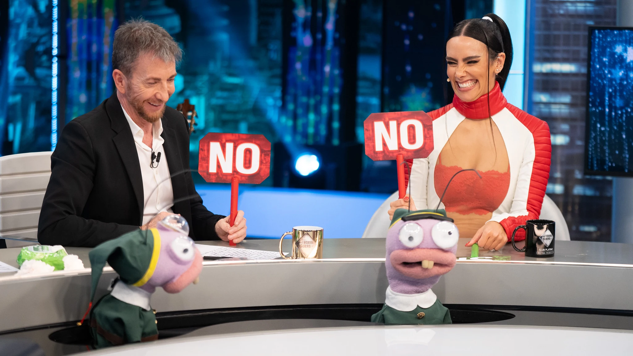 ¿Tiene realmente Cristina Pedroche espíritu navideño? ¡Las hormigas la ponen a prueba! ¿Tiene realmente Cristina Pedroche espíritu navideño? ¡Las hormigas la ponen a prueba!