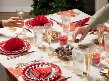 Mesa navideña con menaje de Mercadona Mesa navideña con menaje de Mercadona