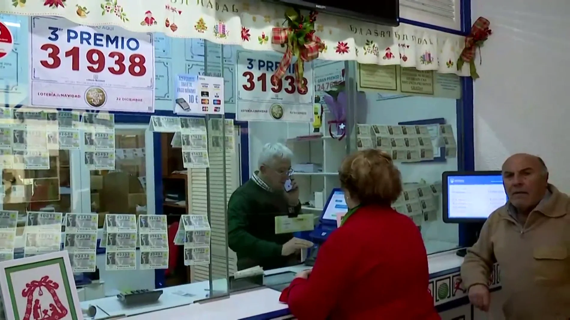 Celebración del tercer premio de la Lotería de Navidad Celebración del tercer premio de la Lotería de Navidad