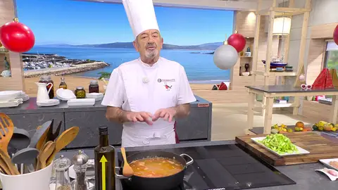 ¿Cuánto caldo lleva el arroz caldoso? Karlos Arguiñano confirma la medida exacta ¿Cuánto caldo lleva el arroz caldoso? Karlos Arguiñano confirma la medida exacta