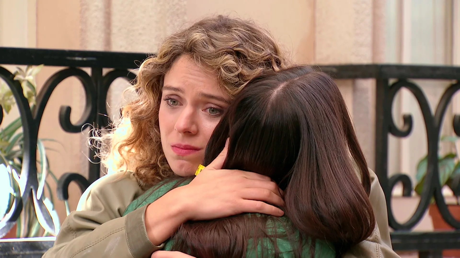 Un nuevo comienzo entre madre e hija: Malena decide perdonar a Lola, dejando atrás el pasado Un nuevo comienzo entre madre e hija: Malena decide perdonar a Lola, dejando atrás el pasado