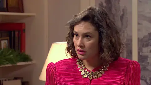 Inesperada confesión navideña: Victoria se entera del mayor secreto familiar gracias a Román Inesperada confesión navideña: Victoria se entera del mayor secreto familiar gracias a Román