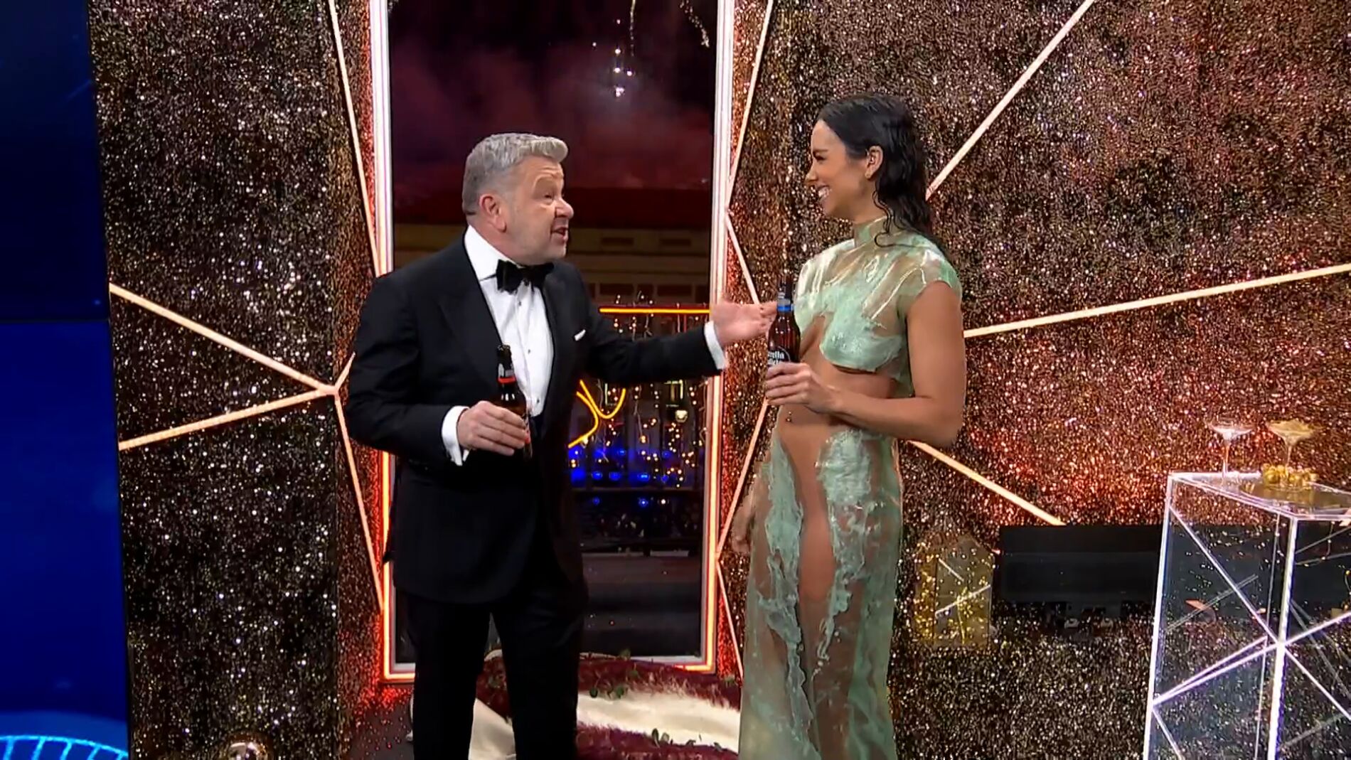 Campanadas 2023 2024 Así han sido las campanadas desde la Puerta del Sol