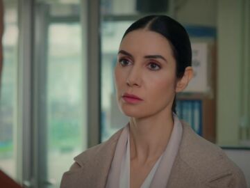 &iquest;Casualidad?: Akif y Suzan se divorcian a la vez que Ahmet y Şevval tambi&eacute;n deciden poner fin a su matrimonio