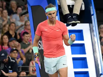 Rafa Nadal festeja un punto ante Dominic Thiem Rafa Nadal festeja un punto ante Dominic Thiem