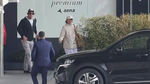 Tamara Falcó e Íñigo Onieva vuelven a España Tamara Falcó e Íñigo Onieva vuelven a España