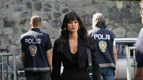 Cinco años después y una gran incógnita por resolver: Así comienza la nueva temporada de Secretos de familia Cinco años después y una gran incógnita por resolver: Así comienza la nueva temporada de Secretos de familia