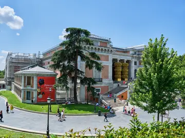 Fachada del Museo del Prado en Madrid Fachada del Museo del Prado en Madrid