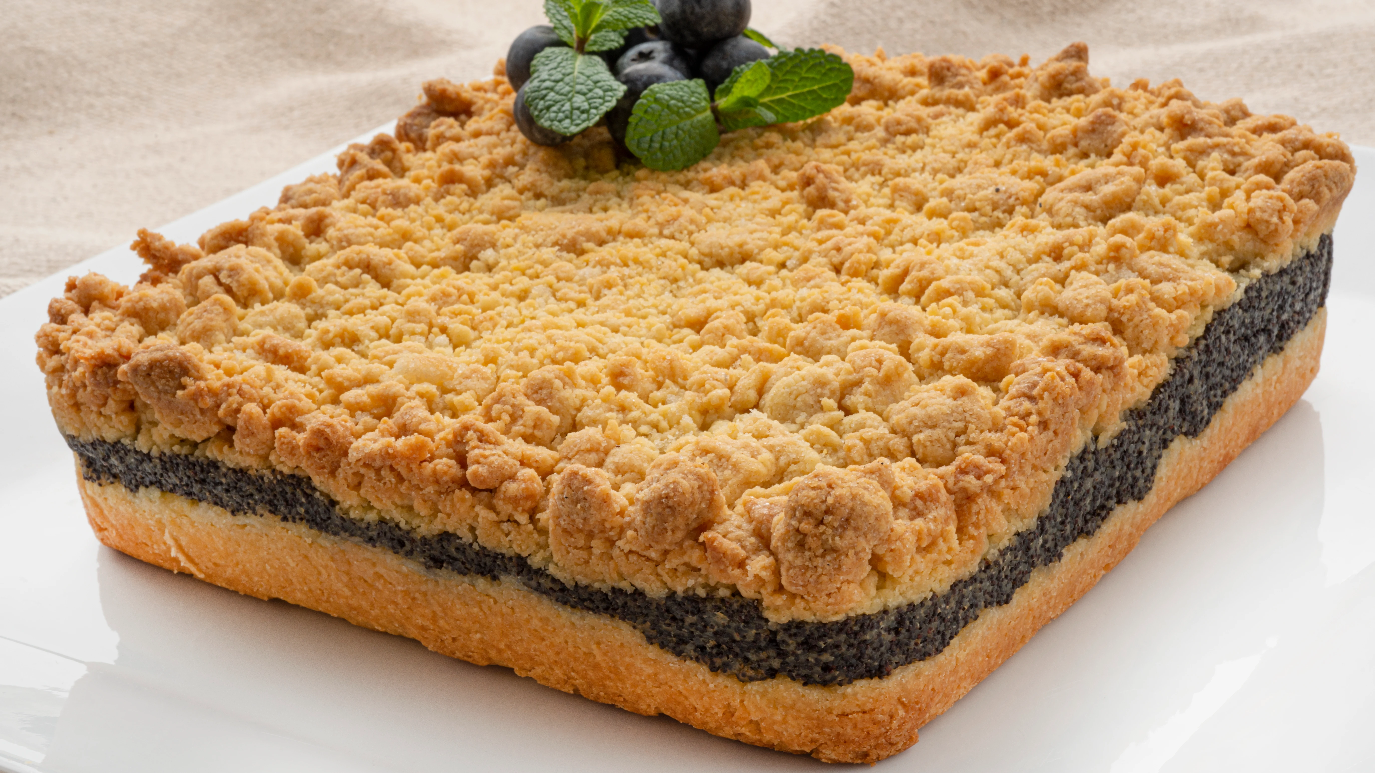 Receta de crumble de semillas de amapolas, un pastel &uacute;nico de Karlos Argui&ntilde;ano 