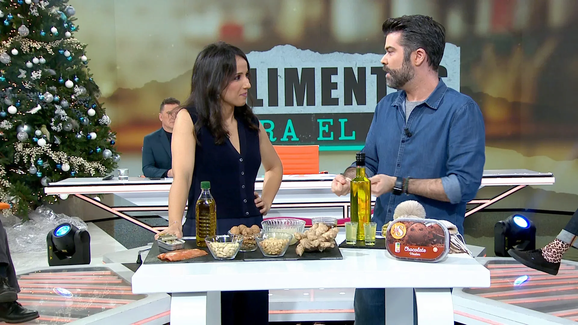 Los consejos de 'Nutrimán' para combatir el frío a través de la alimentación: salmón, aceite de oliva o jengibre Los consejos de 'Nutrimán' para combatir el frío a través de la alimentación: salmón, aceite de oliva o jengibre