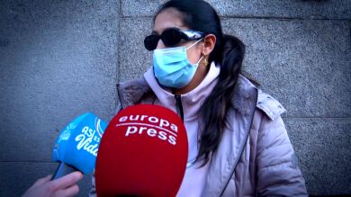Gabriela Guillén estalla ante la prensa en su primera salida tras el parto: 
