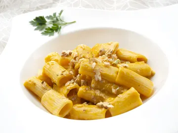 Rápida, fácil y diferente: pasta con crema de calabaza, gorgonzola y nueces de Karlos Arguiñano Rápida, fácil y diferente: pasta con crema de calabaza, gorgonzola y nueces de Karlos Arguiñano