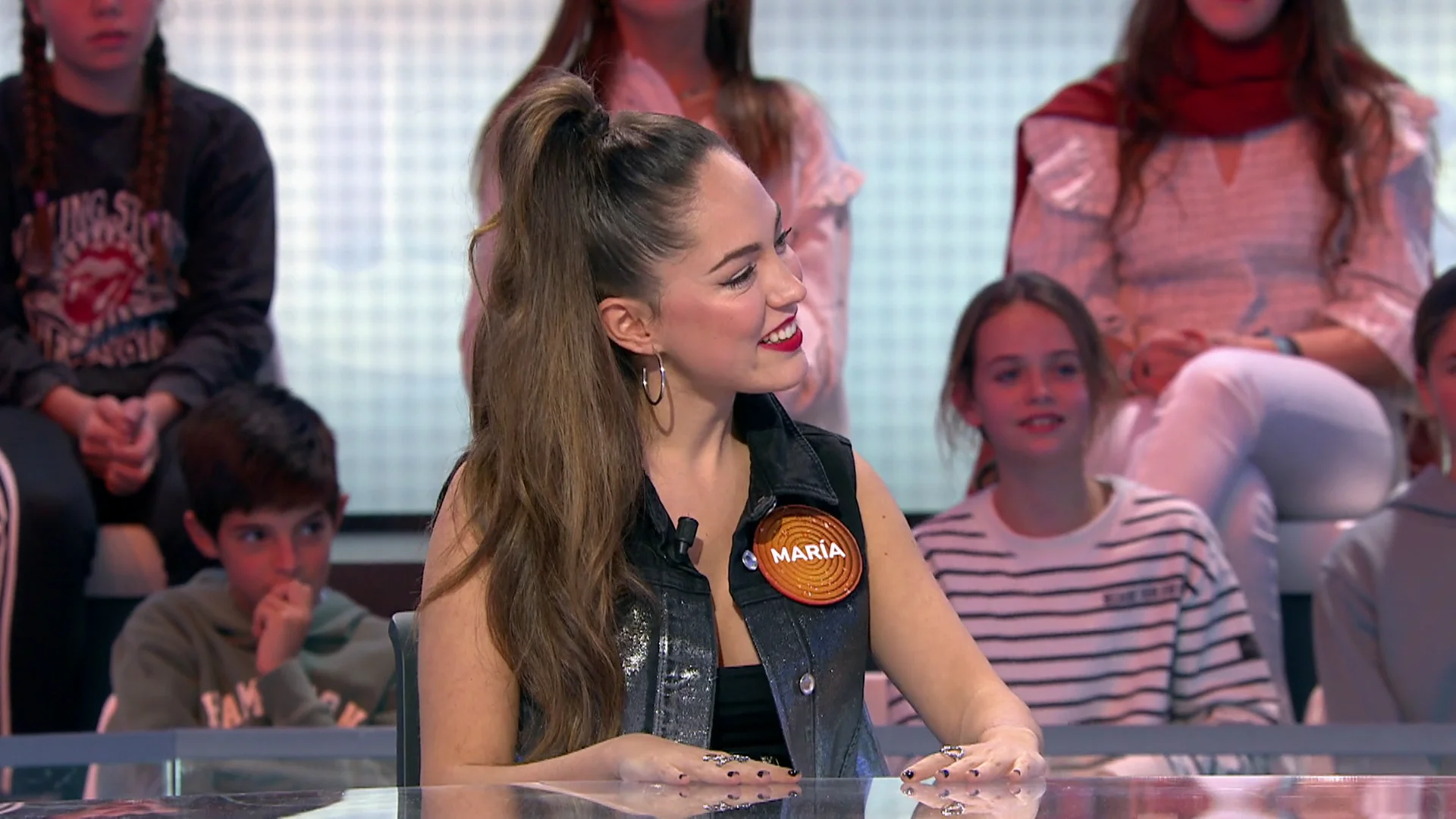 El regalo de Mar&iacute;a Parrado por Reyes: canta en directo Caigo en ti, su &uacute;ltimo sencillo