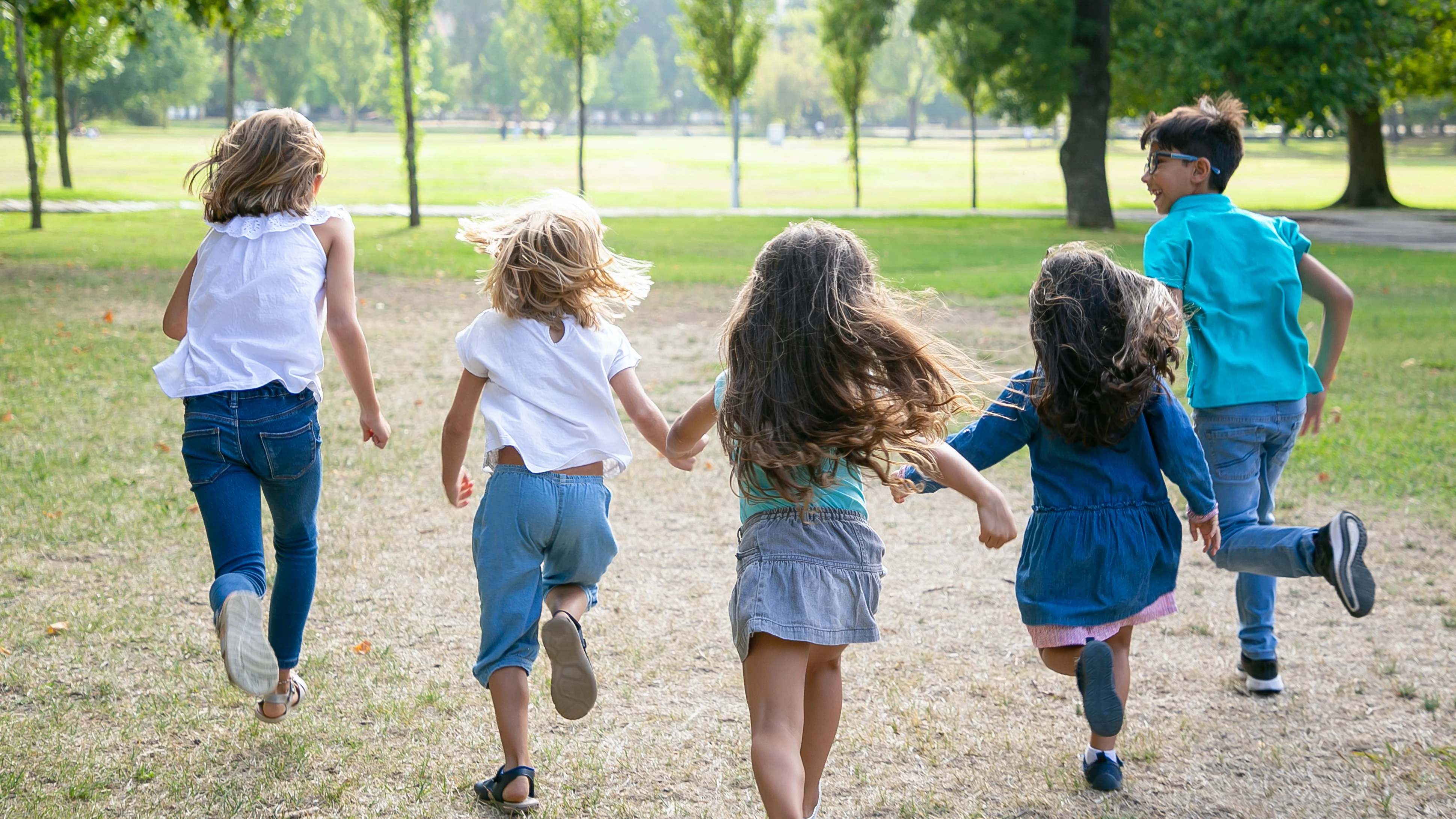 Ni&ntilde;os