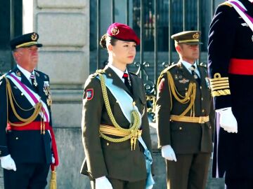 La princesa Leonor preside su primera Pascua Militar: ¡Una imagen que queda para la historia!