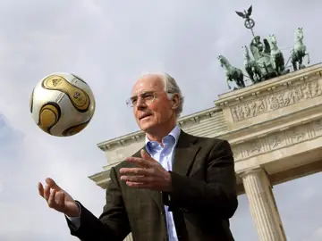 Franz Beckenbauer. en una imagen en Berlín en 2006 Franz Beckenbauer. en una imagen en Berlín en 2006