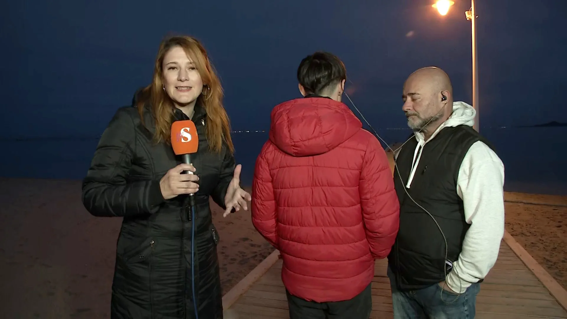 Uno de los menores que iba con Ivo en la canoa antes de desaparecer: "Nos pedía ayuda pero al cogerse a mí me hundía" Uno de los menores que iba con Ivo en la canoa antes de desaparecer: "Nos pedía ayuda pero al cogerse a mí me hundía"