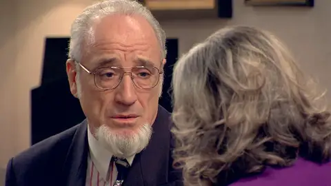 Federico confiesa a Elena que Chimo es su hijo: "No puedo más con este secreto" Federico confiesa a Elena que Chimo es su hijo: "No puedo más con este secreto"