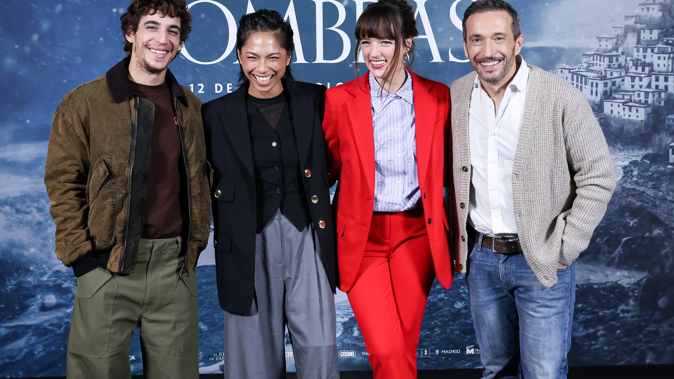 Miguel Herrán, Alexandra Masangkay, Susana Abaitua y Salvador Calvo en la premiere de Valle de Sombras Miguel Herrán, Alexandra Masangkay, Susana Abaitua y Salvador Calvo en la premiere de Valle de Sombras
