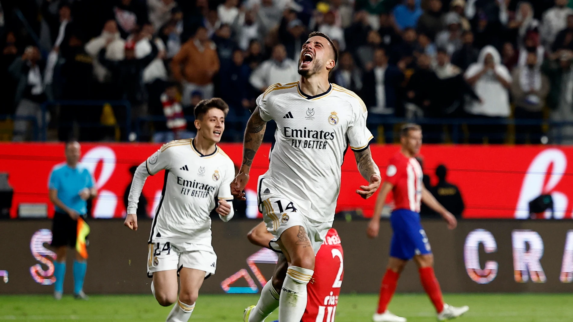 Joselu celebra el cuarto gol del Real Madrid en la prórroga en Riad