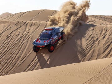 Carlos Sainz durante la sexta etapa del Rally Dakar 2024