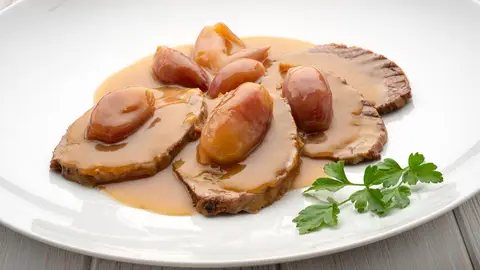 Una receta de fin de semana de Karlos Arguiñano: redondo de ternera con naranja y limón Una receta de fin de semana de Karlos Arguiñano: redondo de ternera con naranja y limón