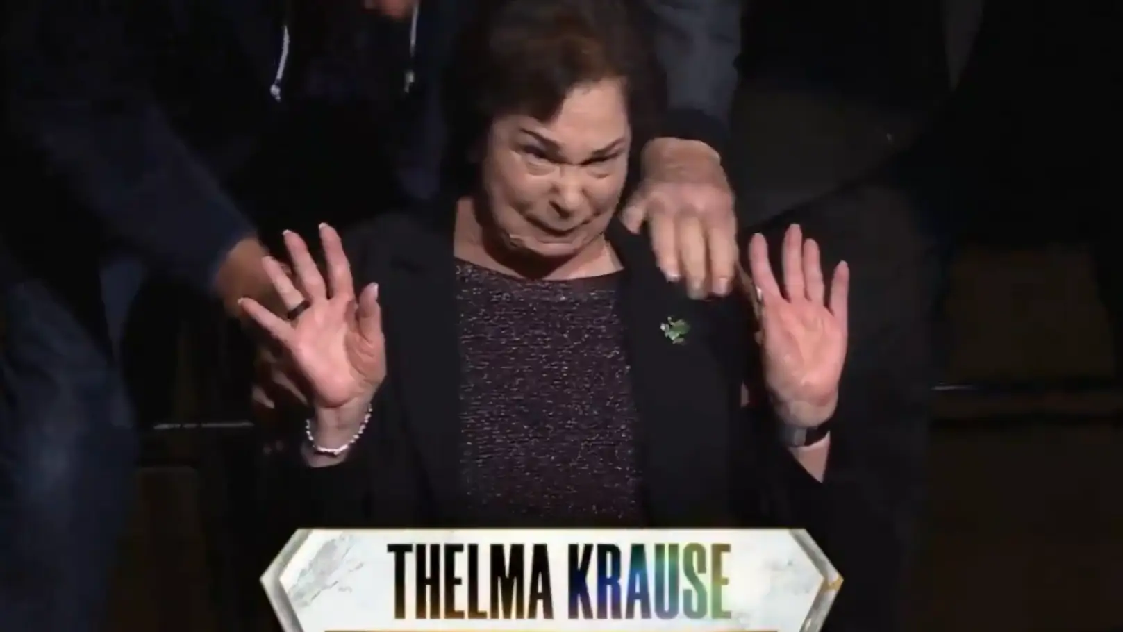 Thelma Krause, mujer del fallecido Jerry Krause Thelma Krause, mujer del fallecido Jerry Krause