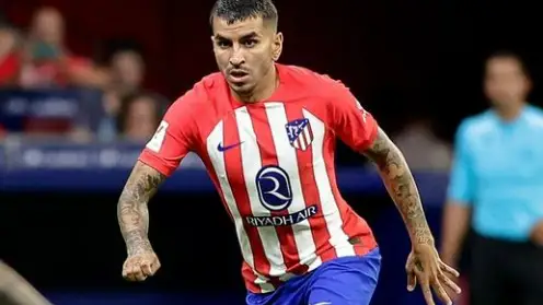 &Aacute;ngel Correa disputando un partido con el Atl&eacute;tico de Madrid