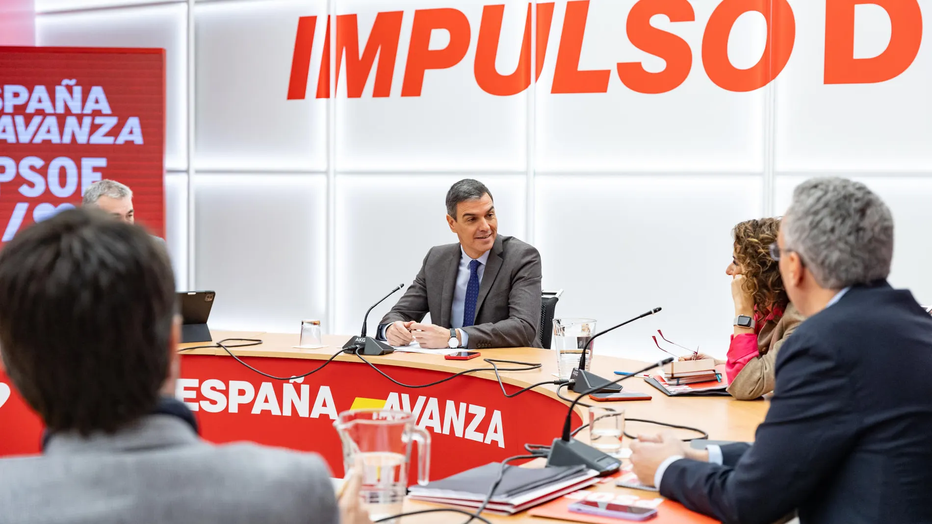 Reunión del Comité Organizador de la Convención Política del PSOE 