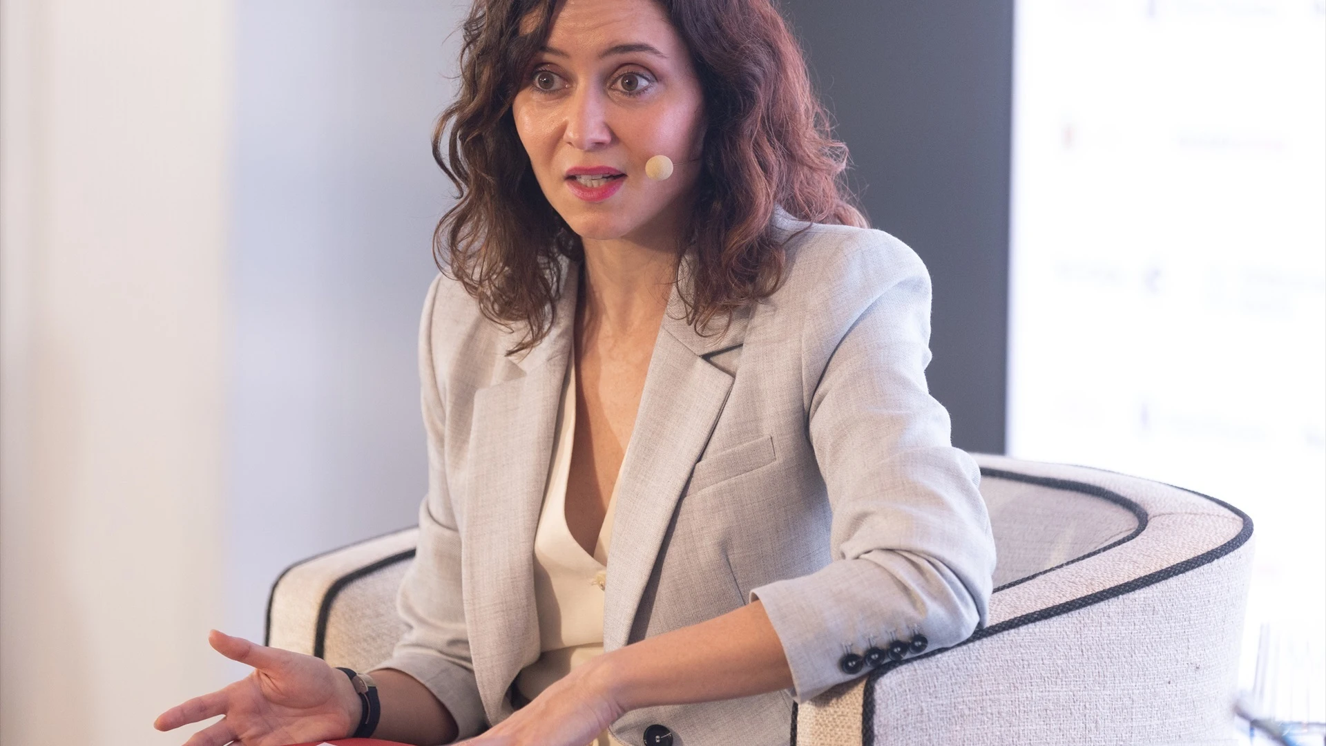 La presidenta de la Comunidad de Madrid, Isabel Díaz Ayuso, interviene durante un Desayuno Madrid de Europa Press La presidenta de la Comunidad de Madrid, Isabel Díaz Ayuso, interviene durante un Desayuno Madrid de Europa Press