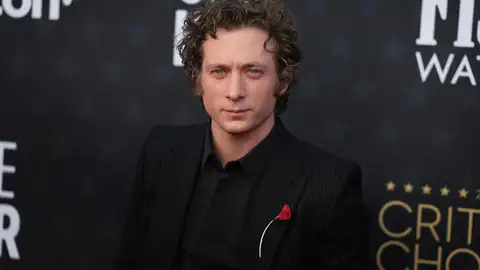 Jeremy Allen White en los Critics Choice Awards Jeremy Allen White en los Critics Choice Awards