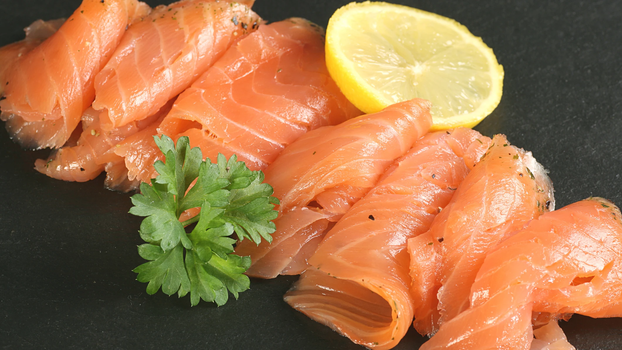 Salm&oacute;n ahumado