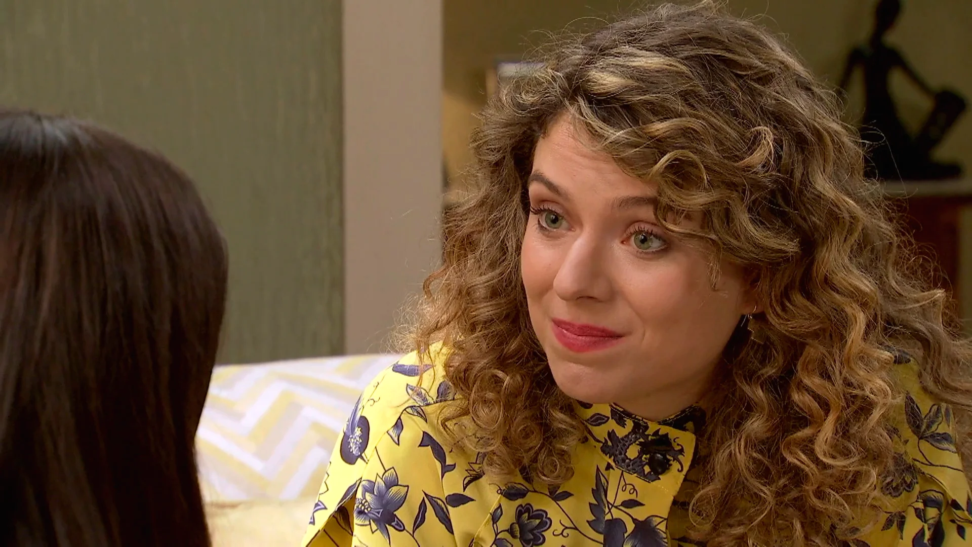 Lola anima a Malena a perdonar a Elena: "Ahora tienes dos madres, no se trata de elegir" Lola anima a Malena a perdonar a Elena: "Ahora tienes dos madres, no se trata de elegir"